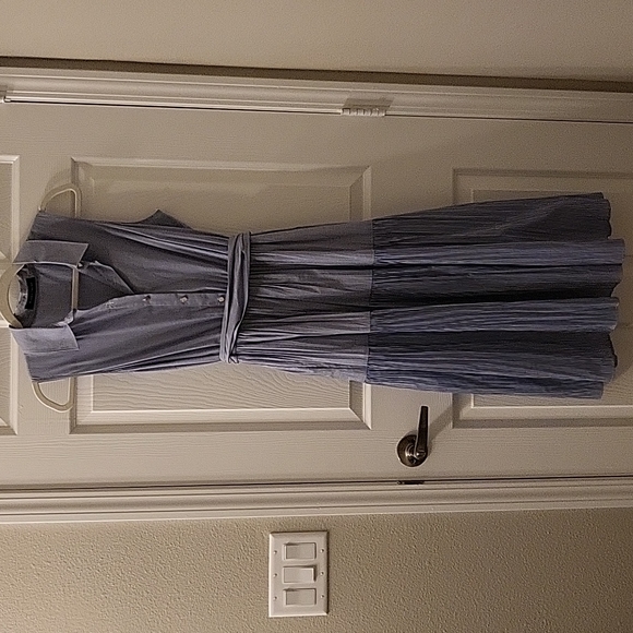 Ivanka Trump size 8 striped midi dress - Picture 3 of 5